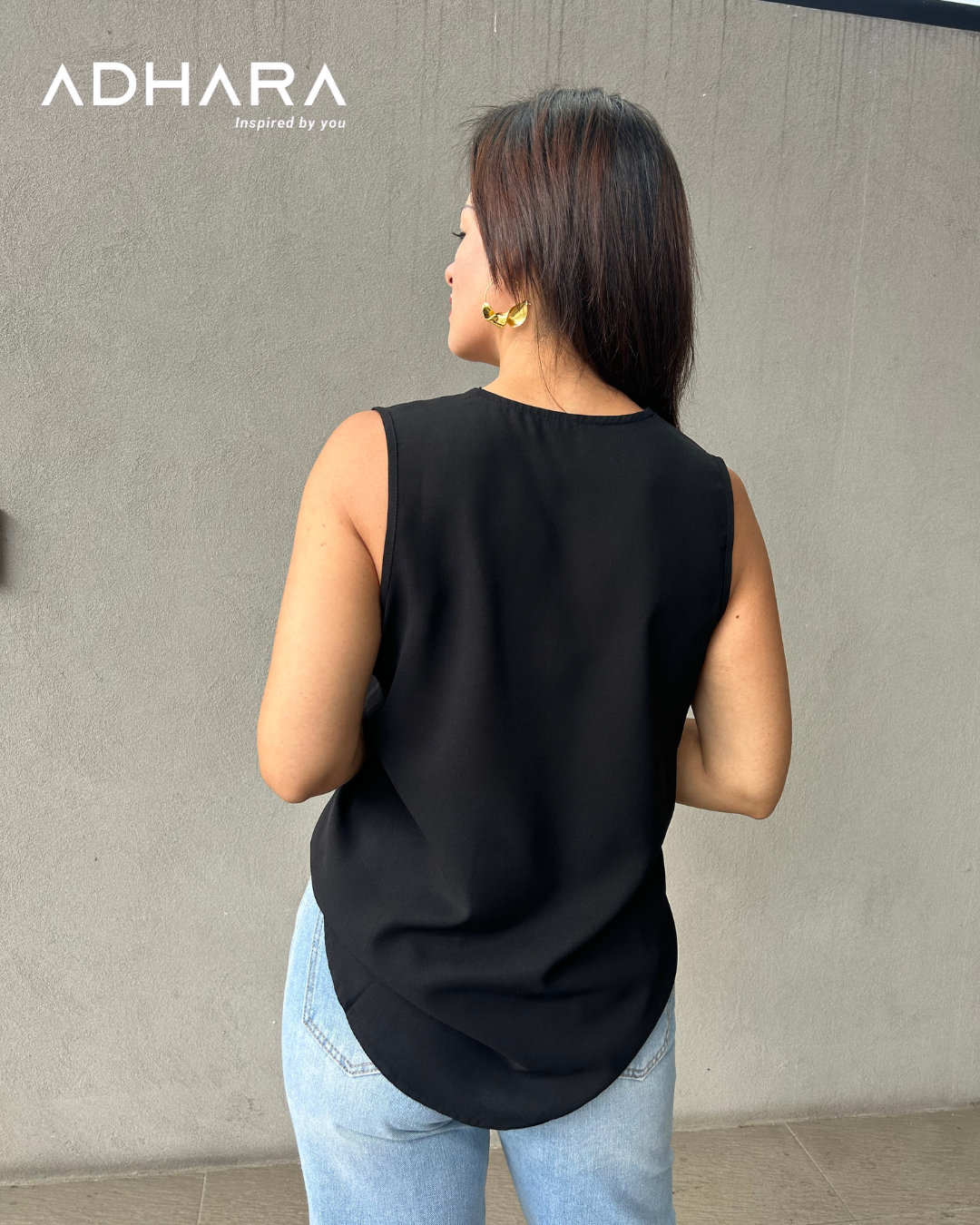 Blusa V Bordada (2818)